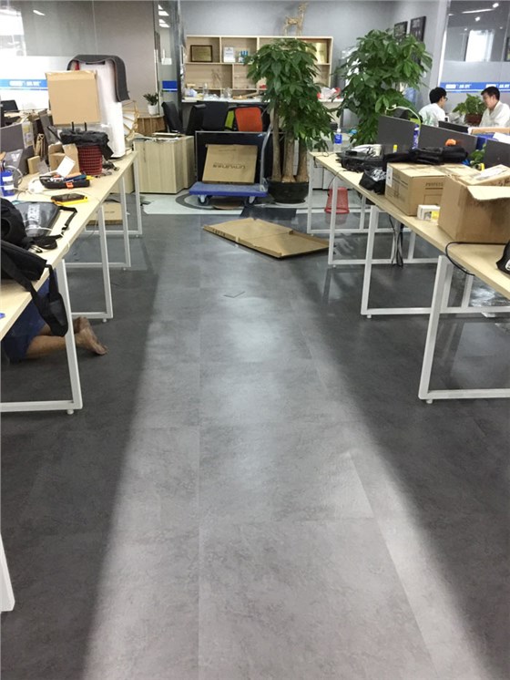 石朔膠地板03-詳見