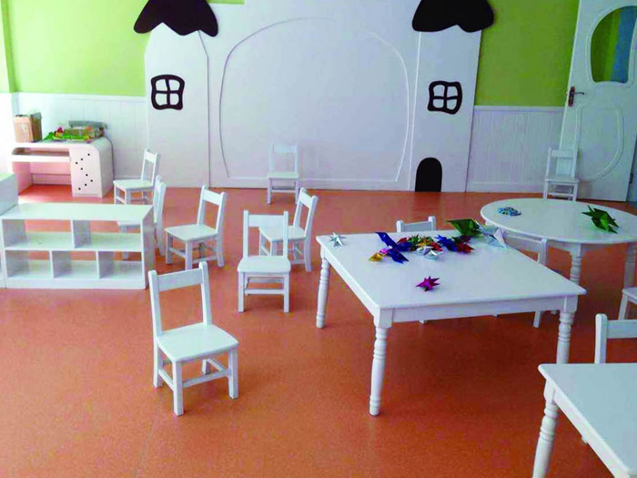 幼兒園地板實(shí)例1